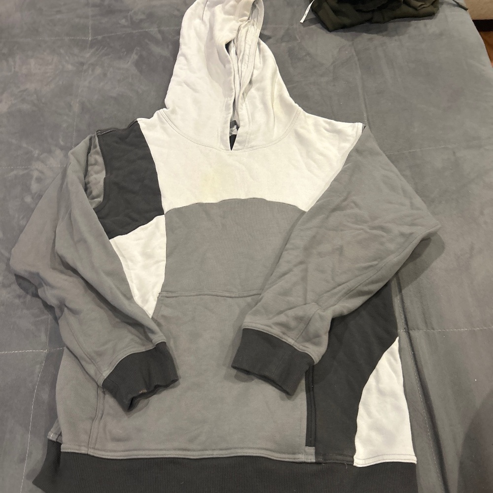 Lululemon sweatshirt